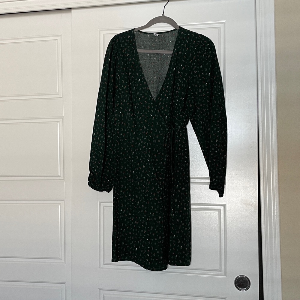 Old Navy Holiday Floral Green Dres